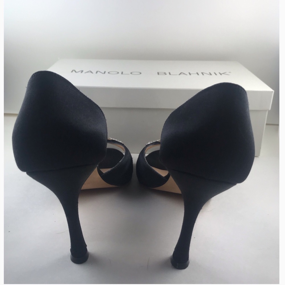 Manolo Blanhnik - C Sedaraby Satin Elick - Picture 2 of 8